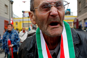 «Работать буду в Европе, а не в этой глупой стране» На Украине венгры не признают власть Киева. Они хотят отделиться и вернуться на родину