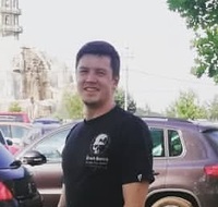 Леонид Микуляк