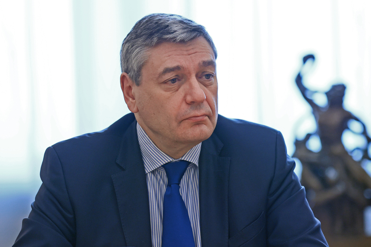 Заместитель министра иностранных дел России Андрей Руденко во время встречи министра иностранных дел России Сергея Лаврова и президента Абхазии Аслана Бжании в Доме приемов МИД России на Спиридоновке