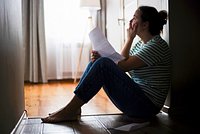 «Тебя грызут изнутри» Тысячи россиян уверены, что умирают от таинственной болезни. Почему врачи не могут им помочь?