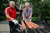 Врач назвала один популярный у россиян соус особенно вредным в сочетании с шашлыками. Какой?